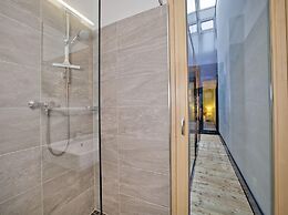 Modern Apartment With Garden, With Access to Sauna