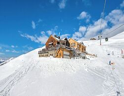 Modern Apartment With Garden, With Access to Sauna
