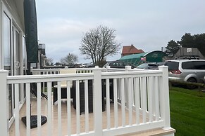 Surfside Bliss - Cayton Bay Park Caravan