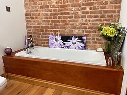 Villa Hobland Barn in Hopton