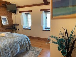 Villa Hobland Barn in Hopton