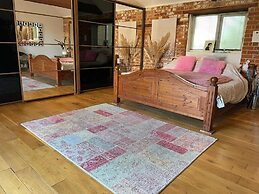 Villa Hobland Barn in Hopton