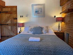 Villa Hobland Barn in Hopton