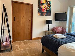 Villa Hobland Barn in Hopton