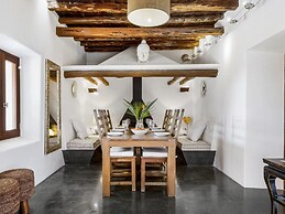 Rural Hideaway Villa in Stcarlos