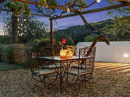 Rural Hideaway Villa in Stcarlos