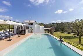 Rural Hideaway Villa in Stcarlos