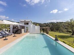 Rural Hideaway Villa in Stcarlos