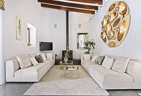 Rural Hideaway Villa in Stcarlos