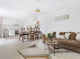 Rural Hideaway Villa in Stcarlos