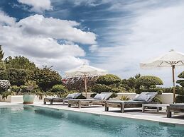 Impressive Holiday Home With Views