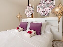 Impressive Holiday Home With Views