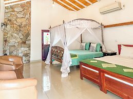Green Olive Villa