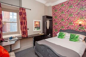 higgihaus 5 5 of 7 Rooms Monday - Friday