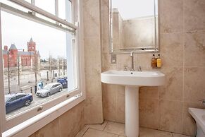 higgihaus 5 5 of 7 Rooms Monday - Friday