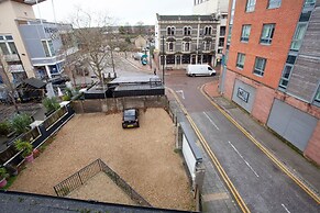 higgihaus 5 5 of 7 Rooms Monday - Friday