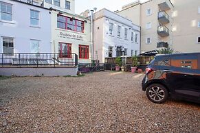 higgihaus 5 5 of 7 Rooms Monday - Friday