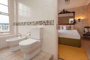 higgihaus 5 5 of 7 Rooms Monday - Friday