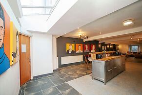 higgihaus 5 5 of 7 Rooms Monday - Friday