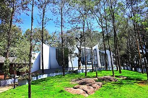 TGI Redolent Resort & Spa