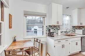 7 Mi to Downtown Minneapolis: Home w/ Fire Pit!