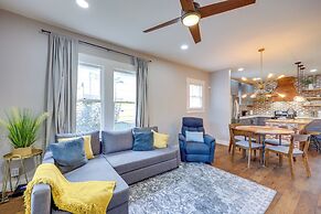 ~ 2 Mi to Dtwn San Antonio: Comfy Home w/ Yard!