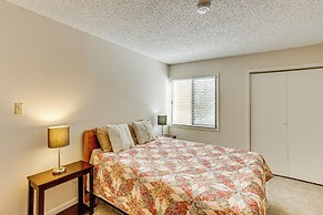 Skiing & Hiking: Mtn-view Condo in Durango!