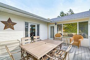 'the Waterfront Gem' w/ Dock in Osage Beach!