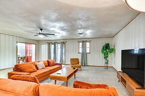 3 Mi to Dtwn: Amarillo Family Home