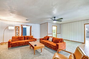 3 Mi to Dtwn: Amarillo Family Home