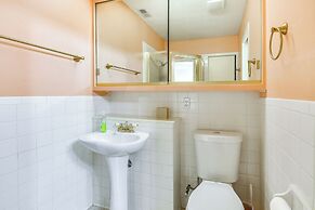 3 Mi to Dtwn: Amarillo Family Home