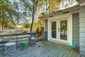 6 Mi to Dtwn Greenville: Taylors Home w/ Foosball