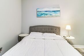 4 Mi to Dtwn: Detroit Townhome Near North End