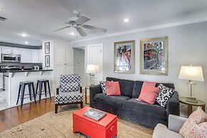 1 Block to The Square: Oxford Condo!