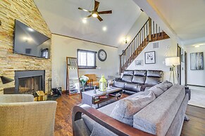 Private Hot Tub & Game Room: Pocono Family Cabin!