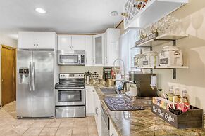 Private Hot Tub & Game Room: Pocono Family Cabin!