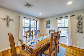 < 1 Mi to Dtwn: Home w/ Fenced Yard in Boerne!