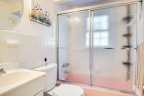 Furnished Sunroom & Deck Dining: Cape Cod Escape