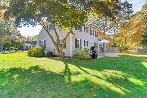 Furnished Sunroom & Deck Dining: Cape Cod Escape