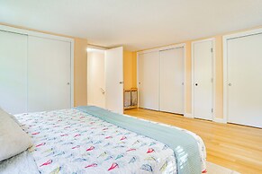 Furnished Sunroom & Deck Dining: Cape Cod Escape