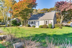Furnished Sunroom & Deck Dining: Cape Cod Escape