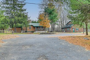 2 Mi to Lake Champlain: Cabin w/ River Access!