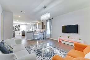 Fenced Yard & Gas Grill: Spacious Home in Richmond