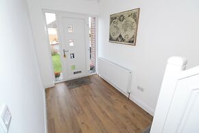 Closer to International Ice Bowl & Ulster Hospital