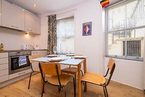 Host Stay Brunswick Apartment