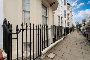 Host Stay Waterloo Apartment