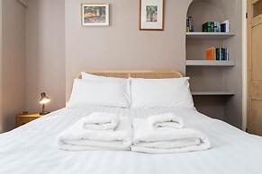 Host Stay Waterloo Apartment