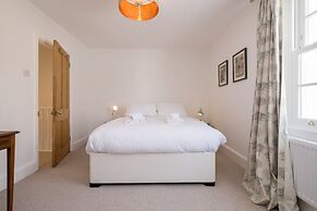 Host Stay Millfield House