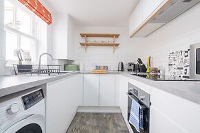 Host Stay Millfield House