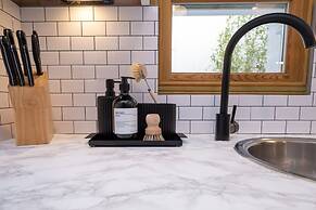 Host Stay The Brighton Breeze